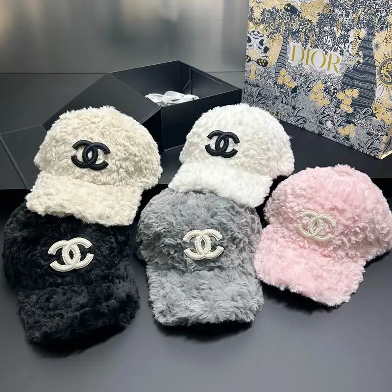 Chanel Cap dx117
